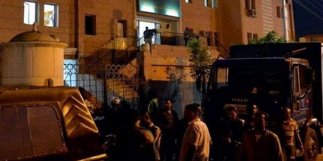 “شرطة بولاق الدكرور تعتدي على صحفي  بـ ”  جريدة الوطن