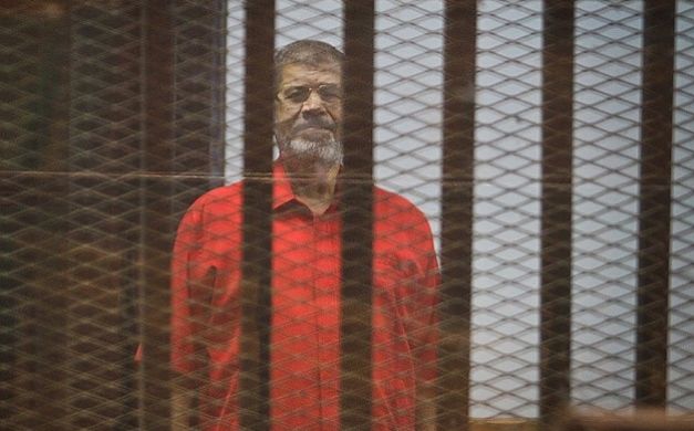 “الشبكة العربية” تدين منع وسائل إعلام من حضور محاكمة مرسي