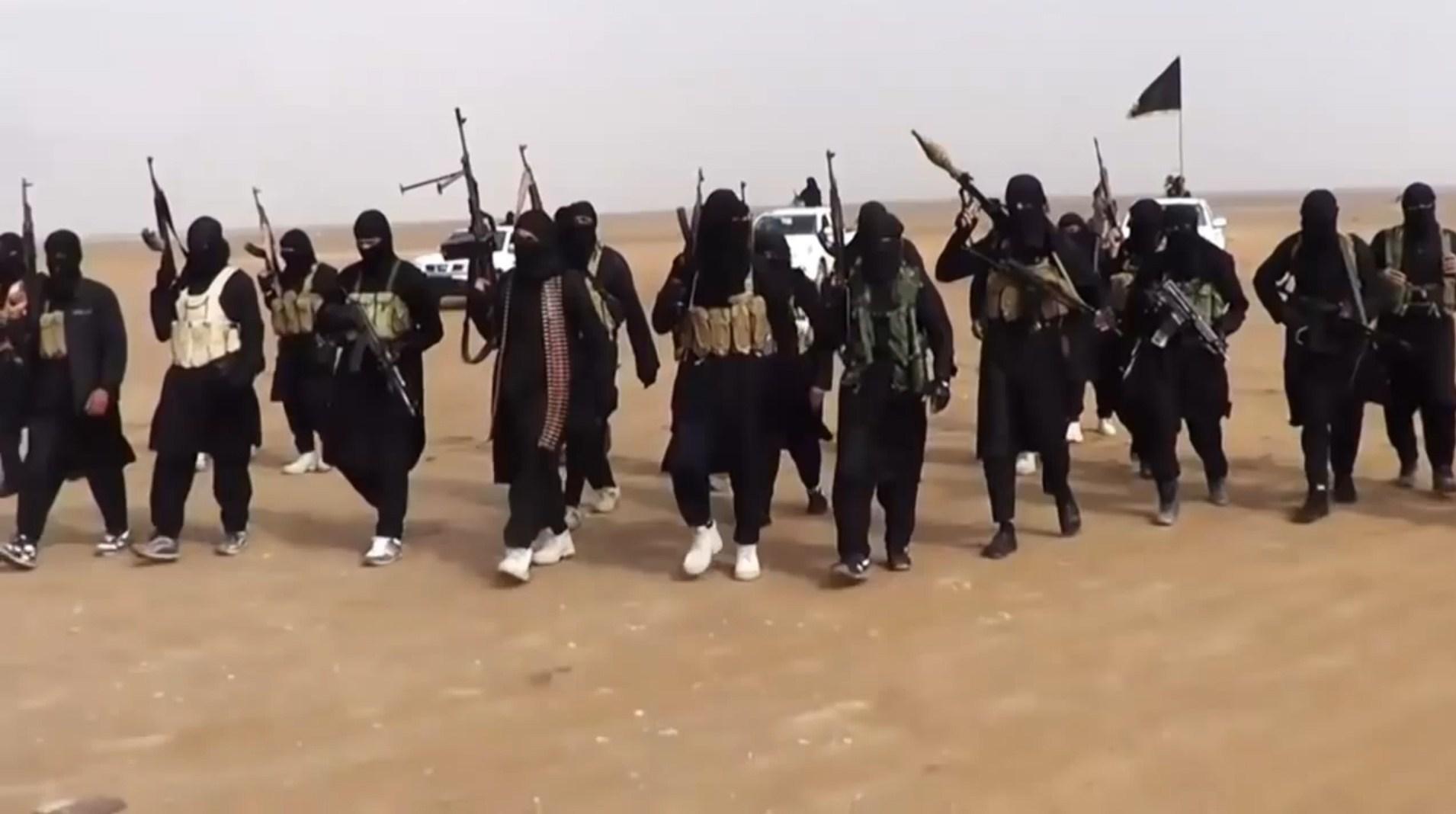 داعش يعدم 5 اعلاميين شمال سوريا